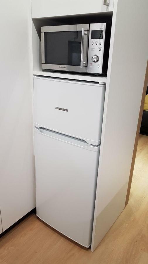 Estudio Atico Con Altillo โอว์เรนเซ ภายนอก รูปภาพ