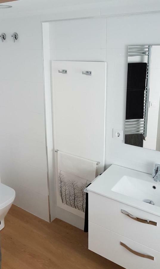 Estudio Atico Con Altillo โอว์เรนเซ ภายนอก รูปภาพ