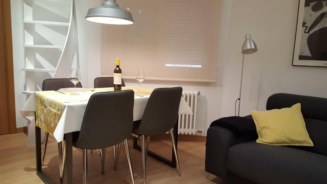 Estudio Atico Con Altillo โอว์เรนเซ ภายนอก รูปภาพ