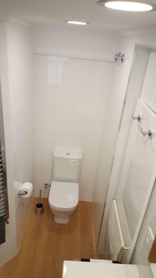 Estudio Atico Con Altillo โอว์เรนเซ ภายนอก รูปภาพ